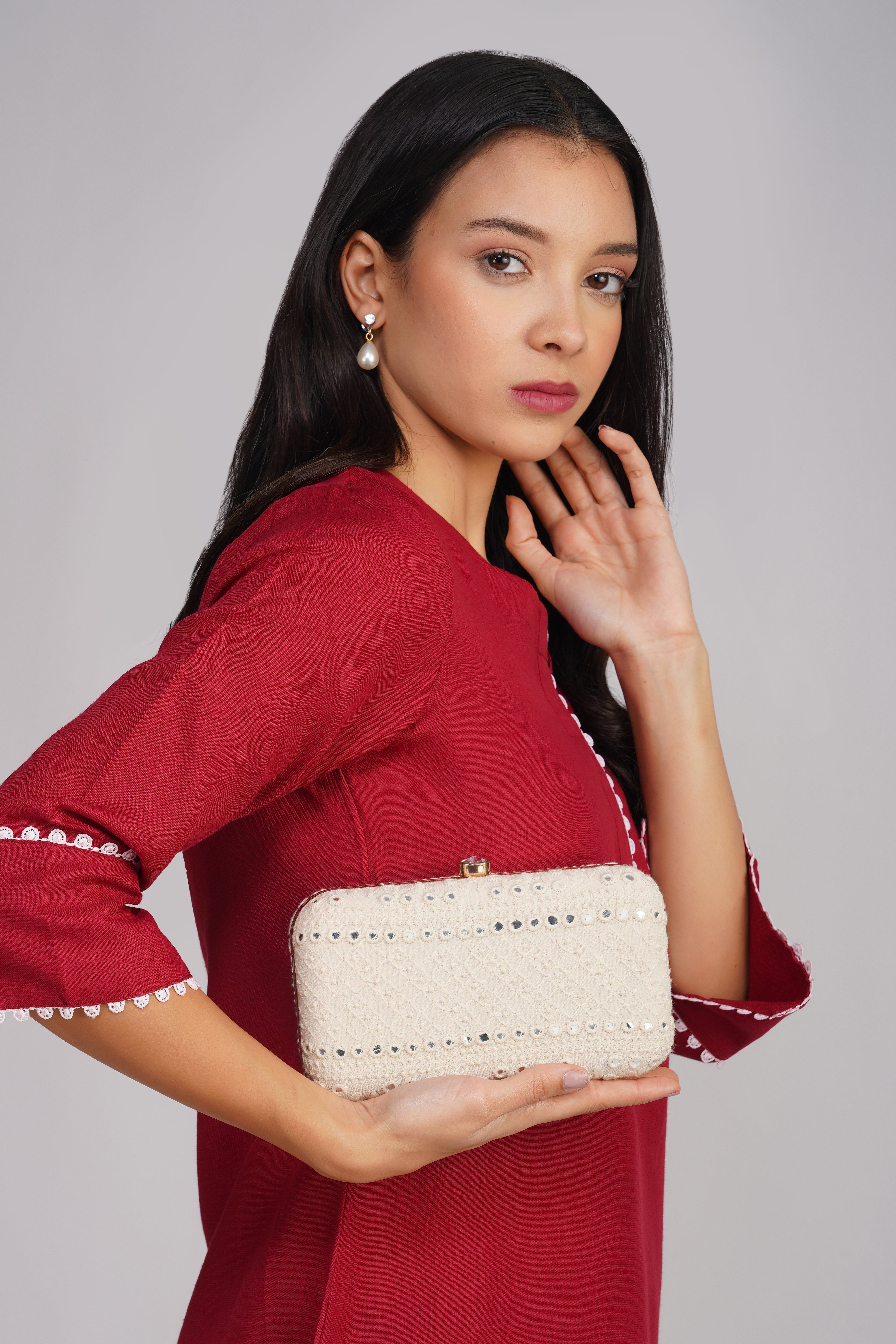 Nice-G Ivory Crafted Clutch: Sophistication for Weddings & Events